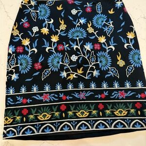 J. McLaughlin Black Skirt with Multicolor Floral Embroidery